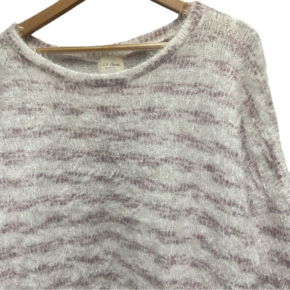 Rose & White 143 Story by Line‎ Up Cropped Eyelash Sweater Dolman Sleeves - Picture 5 of 8